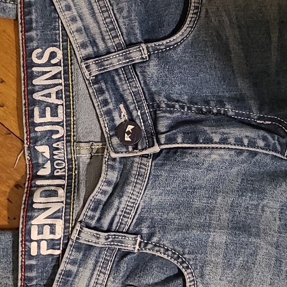 Fendi Cropped Jeans - Picture 3 of 5